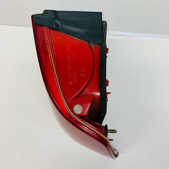 2001-2005 Vw Volkswagen Jetta Right LH Tail Light OEM SEDAN No Bulbs 1J5945096S - Picture 5 of 8